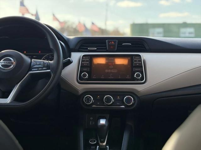 2021 Nissan Versa SV Xtronic CVT