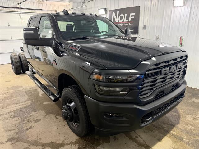 2026 RAM Ram 3500 Chassis Cab RAM 3500 TRADESMAN CREW CAB CHASSIS 4X4 60 CA 2026 RAM Ram 3500 Chassis Cab RAM 3500 TRADESMAN CREW CAB CHASSIS 4X4 60 CA