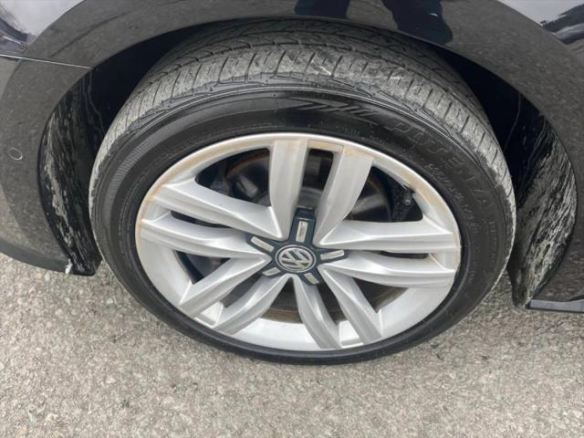 2017 Volkswagen Passat V6 SEL Premium