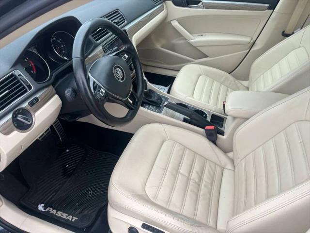 2017 Volkswagen Passat V6 SEL Premium