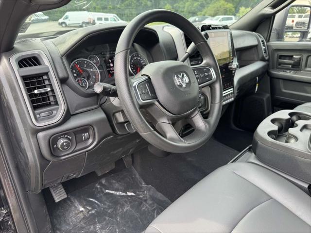 2026 RAM Ram 3500 RAM 3500 TRADESMAN CREW CAB 4X4 8 BOX 2026 RAM Ram 3500 RAM 3500 TRADESMAN CREW CAB 4X4 8 BOX