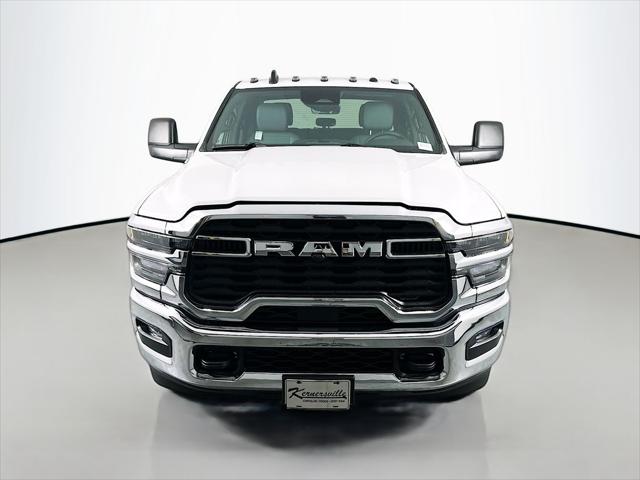 2026 RAM Ram 3500 RAM 3500 TRADESMAN CREW CAB 4X4 8 BOX