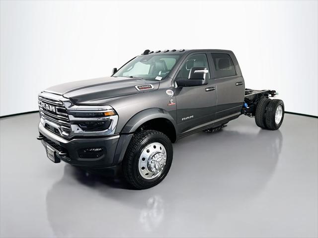 2026 RAM 5500 Chassis RAM 5500 BIG HORN CHASSIS CREW CAB 4X4 60 CA