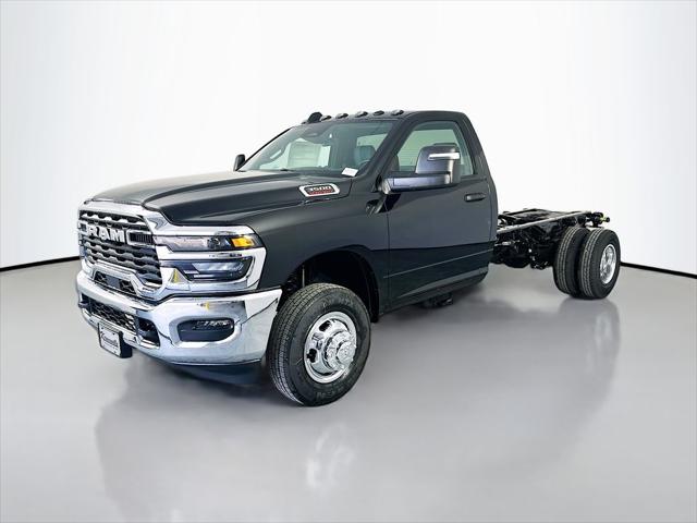 2026 RAM Ram 3500 Chassis Cab RAM 3500 TRADESMAN CHASSIS REGULAR CAB 4X2 84 CA