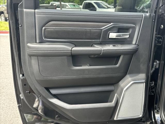 2026 Ram 3500 Laramie Crew Cab 4x4 8' Box