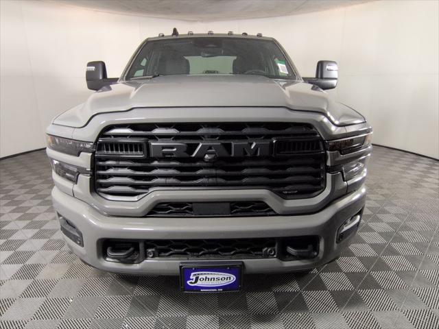 2026 RAM Ram 3500 RAM 3500 BIG HORN CREW CAB 4X4 8 BOX