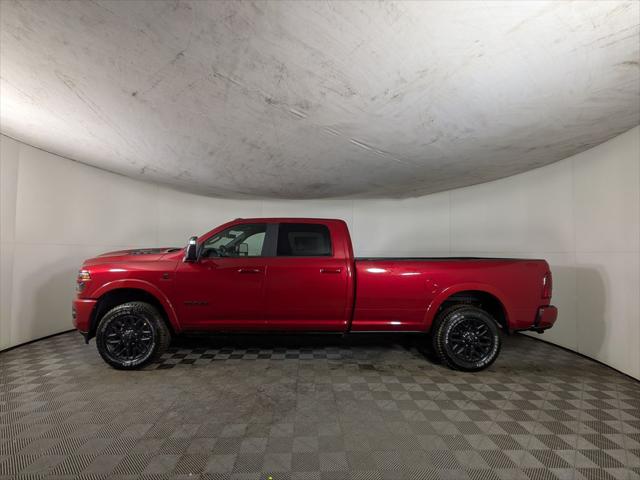 2026 RAM Ram 3500 RAM 3500 LIMITED CREW CAB 4X4 8 BOX