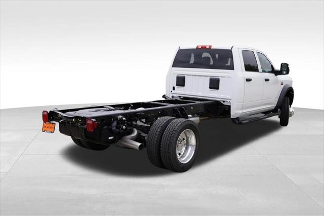 2026 RAM 5500 Chassis RAM 5500 TRADESMAN CHASSIS CREW CAB 4X4 84 CA