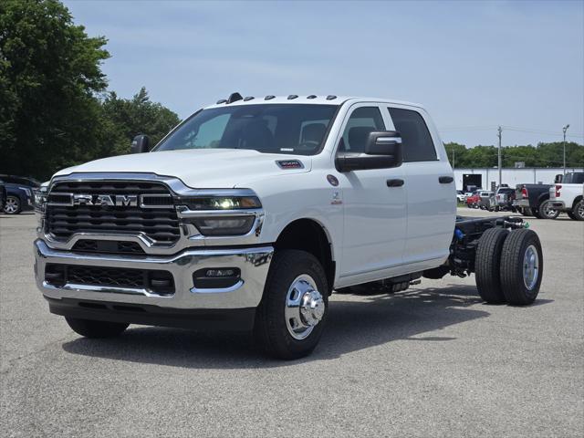 2026 RAM 3500 Chassis RAM 3500 TRADESMAN CREW CAB CHASSIS 4X4 60 CA