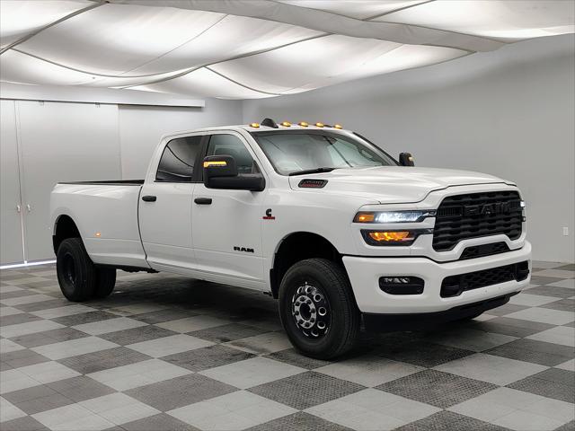 2026 RAM Ram 3500 RAM 3500 BIG HORN CREW CAB 4X4 8 BOX