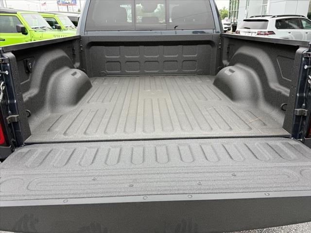 2026 Ram 2500 Black Express Crew Cab 4x4 6'4" Box