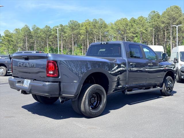 2026 RAM 3500 RAM 3500 BIG HORN CREW CAB 4X4 8 BOX