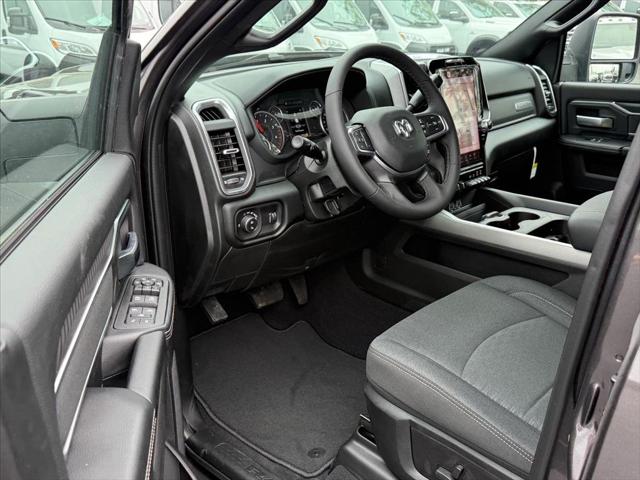 2026 Ram 3500 Big Horn Crew Cab 4x4 8' Box