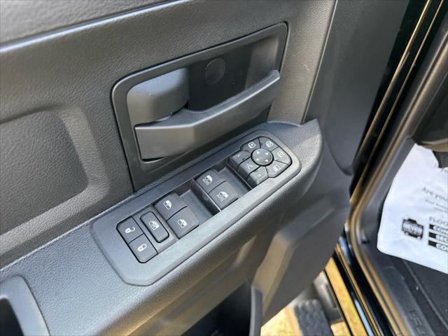2026 Ram 2500 Black Express Crew Cab 4x4 6'4" Box