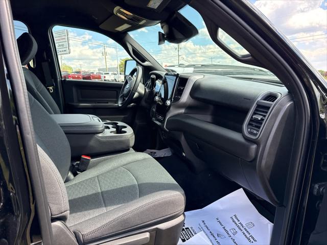 2026 Ram 2500 Black Express Crew Cab 4x4 6'4" Box