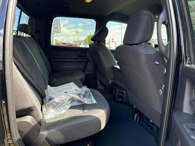 2026 Ram 2500 Black Express Crew Cab 4x4 6'4" Box