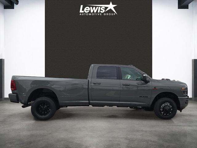 2026 Ram 3500 Laramie Crew Cab 4x4 8' Box