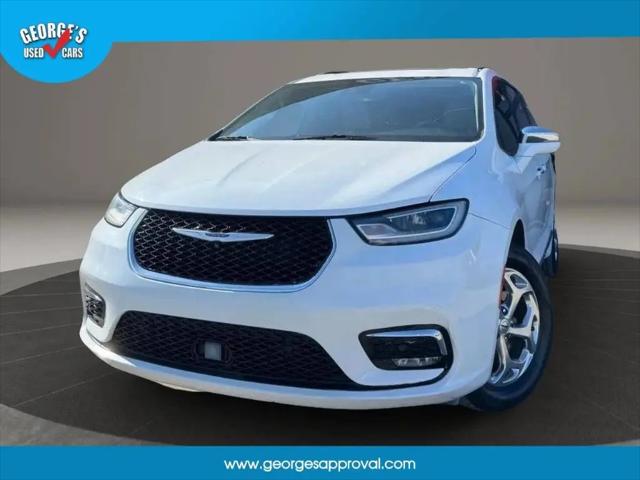 2021 Chrysler Pacifica Limited AWD for sale in Brownstown Charter Twp, MI