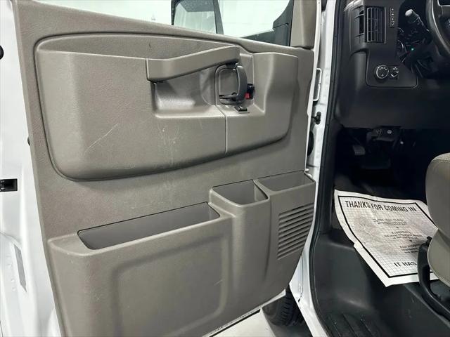 2022 Chevrolet Express Cutaway Work Van