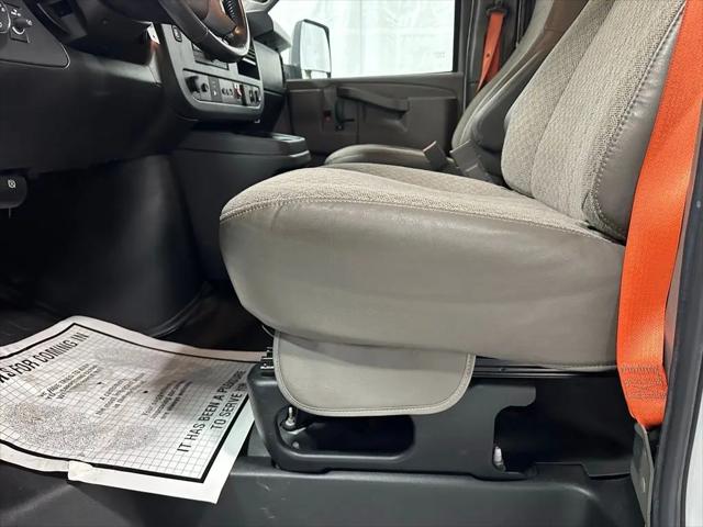 2022 Chevrolet Express Cutaway Work Van