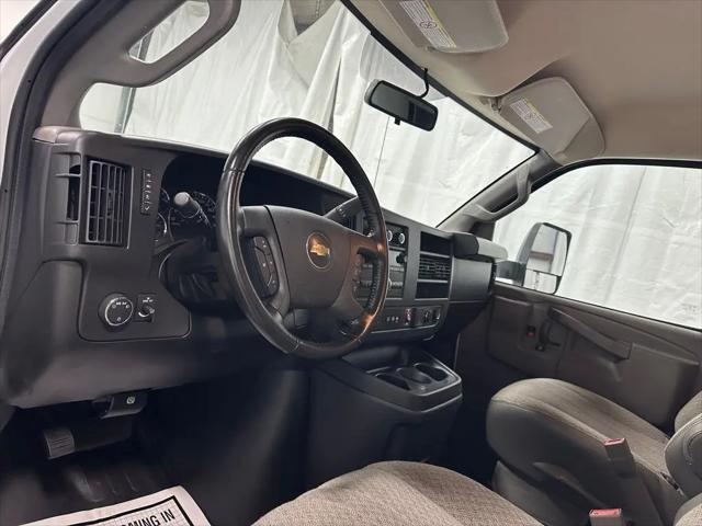 2022 Chevrolet Express Cutaway Work Van