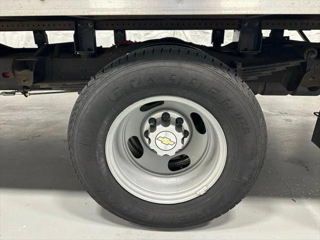 2022 Chevrolet Express Cutaway Work Van