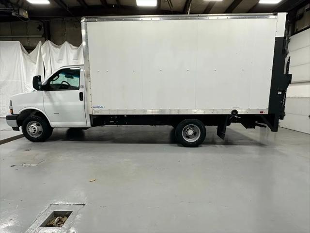 2022 Chevrolet Express Cutaway Work Van