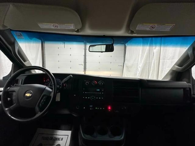 2022 Chevrolet Express Cutaway Work Van