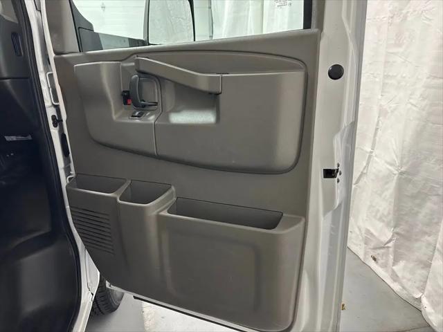 2022 Chevrolet Express Cutaway Work Van