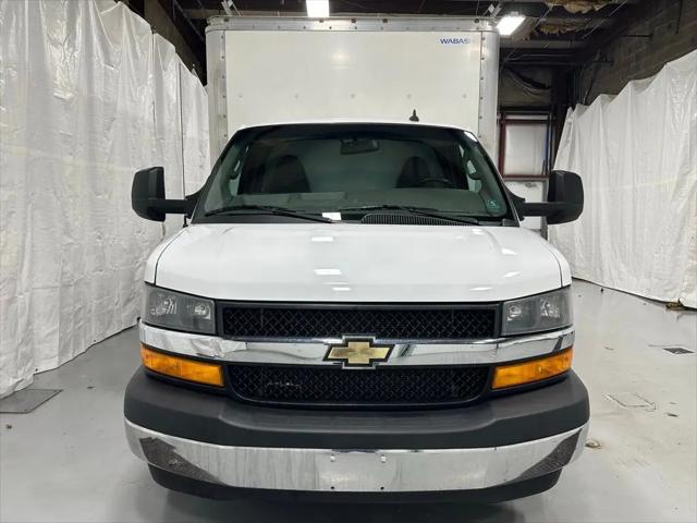 2022 Chevrolet Express Cutaway Work Van