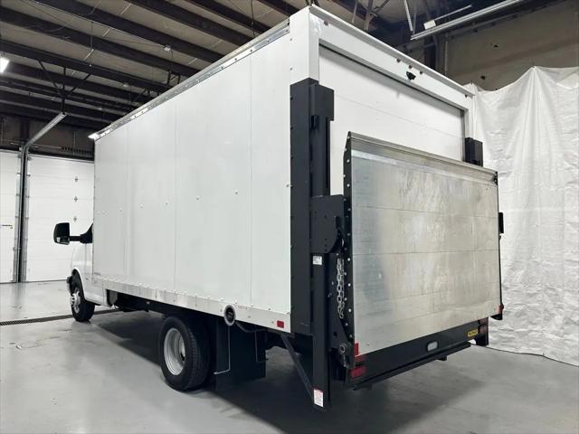 2022 Chevrolet Express Cutaway Work Van