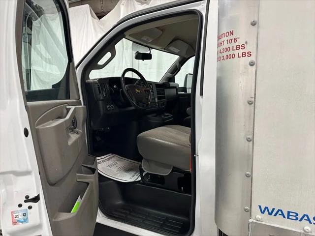 2022 Chevrolet Express Cutaway Work Van