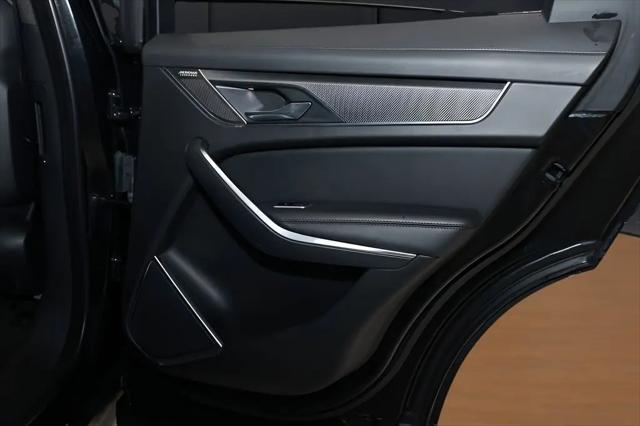 2021 Jaguar F-PACE SVR P550 AWD Automatic