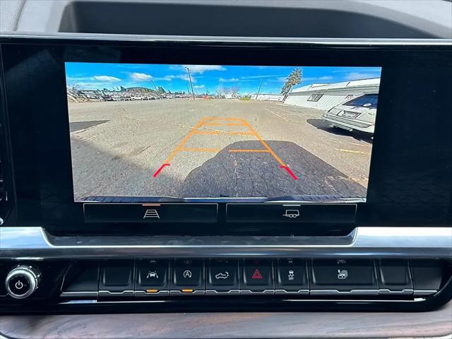2024 GMC Sierra 1500 4WD Crew Cab Short Box SLT