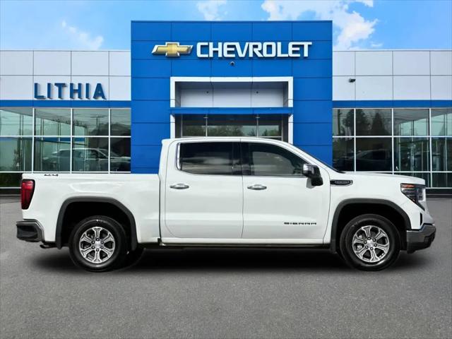 2024 GMC Sierra 1500 4WD Crew Cab Short Box SLT