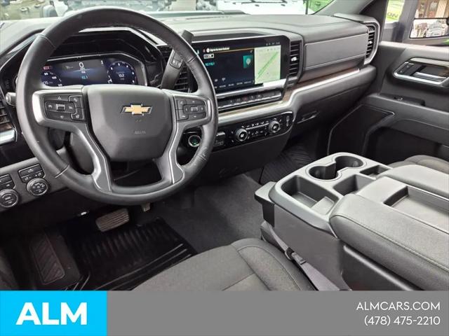 2025 Chevrolet Silverado 2500HD 4WD Crew Cab Standard Bed LT