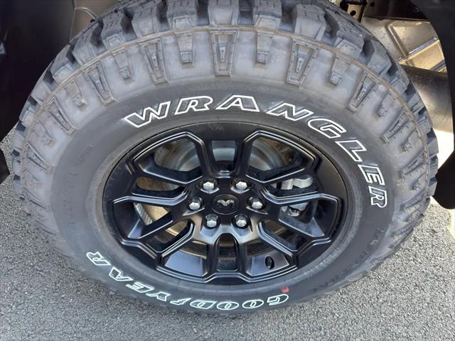 2026 Ram 1500 Rebel Crew Cab 4x4 5'7" Box
