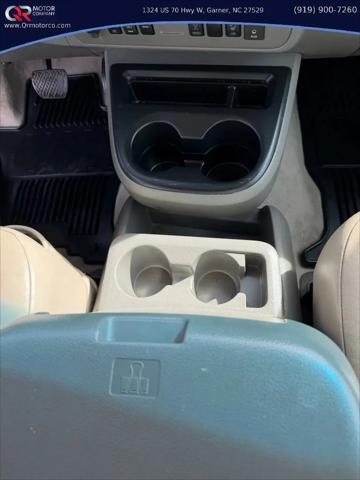 2017 Nissan 3500 SL V8