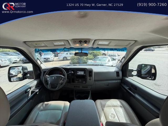 2017 Nissan 3500 SL V8