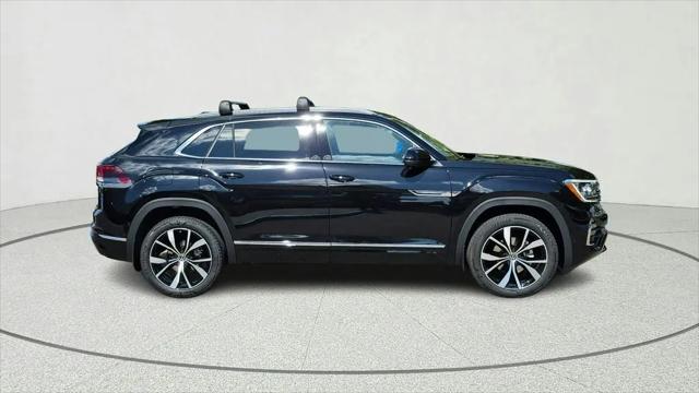 2026 Volkswagen Atlas Cross Sport SEL Premium R-Line