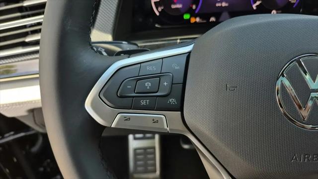 2026 Volkswagen Atlas Cross Sport SEL Premium R-Line