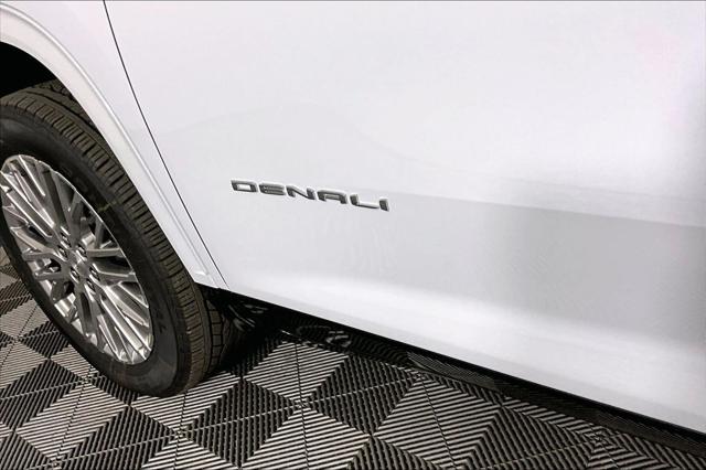 2026 GMC Acadia Denali FWD