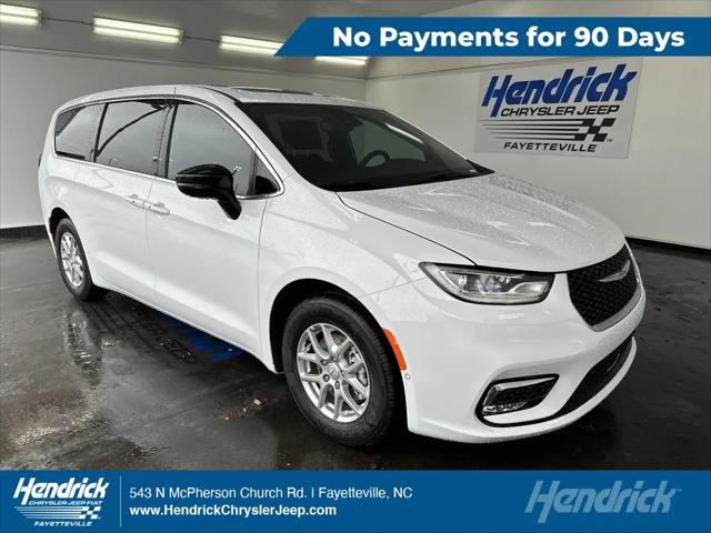 2026 Chrysler Pacifica Select for sale in Fayetteville, NC