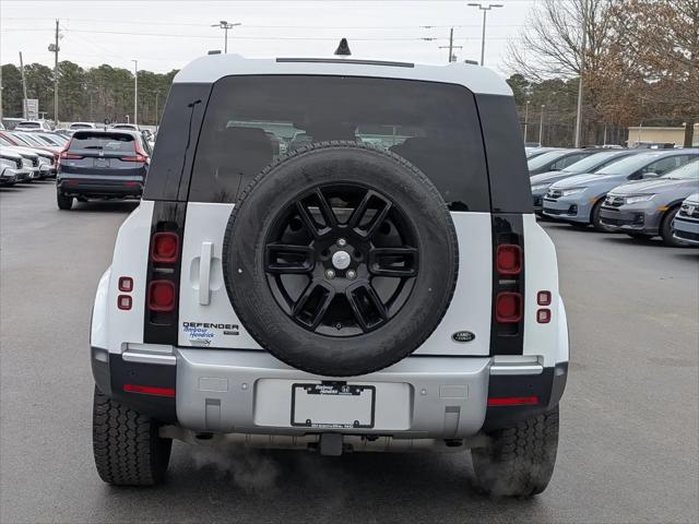 2021 Land Rover Defender 110 SE