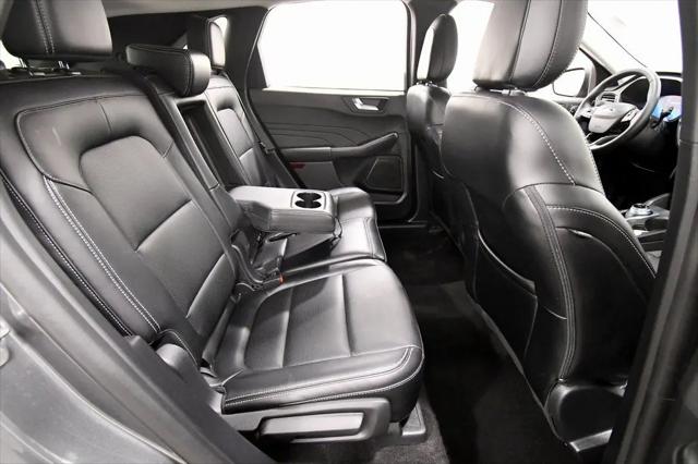 2025 Ford Escape Platinum