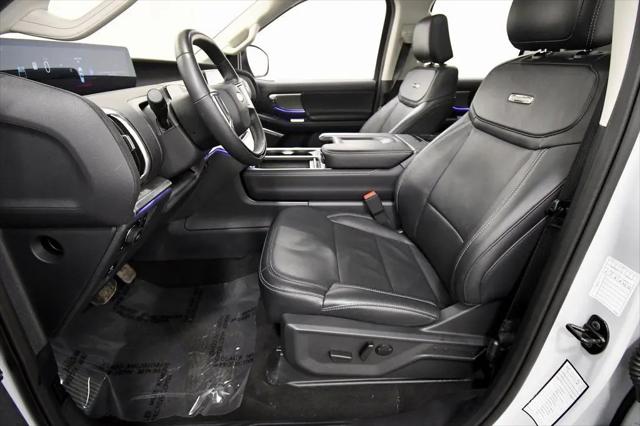 2025 Ford Expedition Platinum
