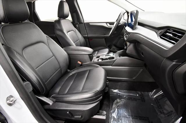 2025 Ford Escape Platinum