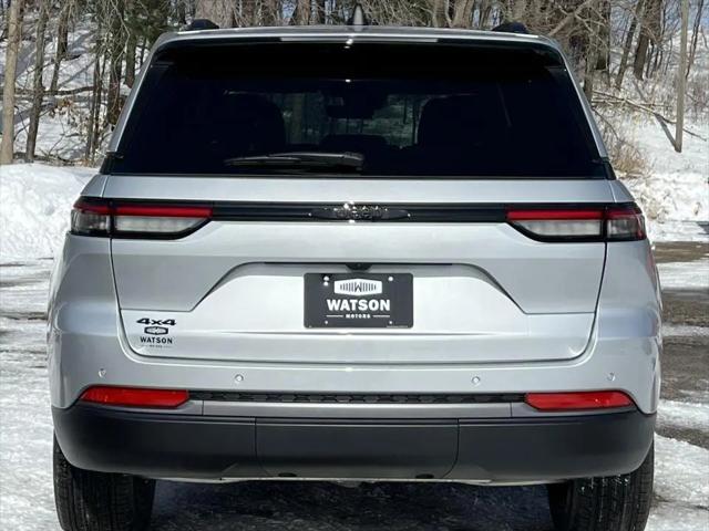 2026 Jeep Grand Cherokee Altitude 4x4
