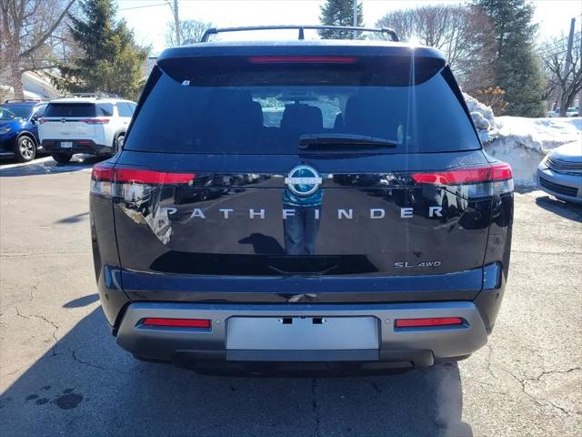 2026 Nissan Pathfinder SL