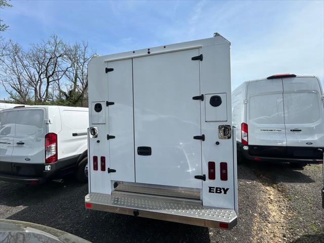 2026 Ford E-350 Cutaway Base